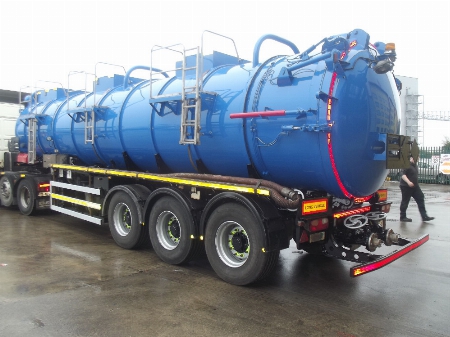 Example of a shotblasted and spray painted tanker trailer